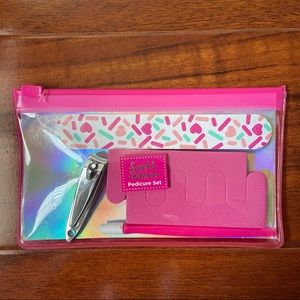 🧖🏻‍♀️ 4/$25 🆕 NWT Pink Pedicure Set